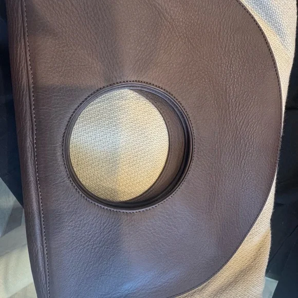 Balenciaga Cream Canvas Tote with Brown Leather Circle Handle - Picture 4 of 11